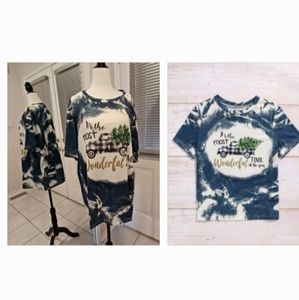 4/$80 New Blue Christmas Print Tee - size 3XL (US18)
